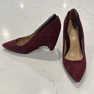 Kenneth Cole Suede Wedges